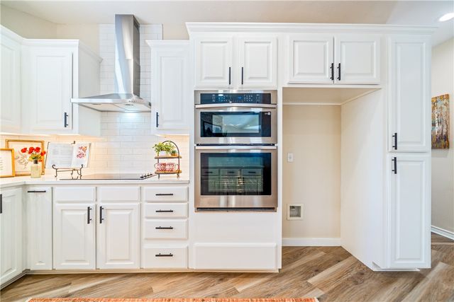 12631 Leopard St, Corpus Christi, TX 78410