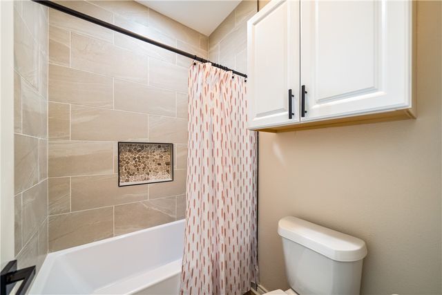 12631 Leopard St, Corpus Christi, TX 78410