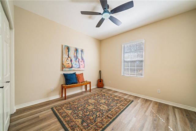 12631 Leopard St, Corpus Christi, TX 78410