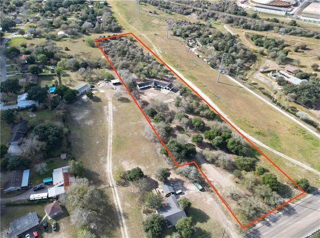 12631 Leopard St, Corpus Christi, TX 78410