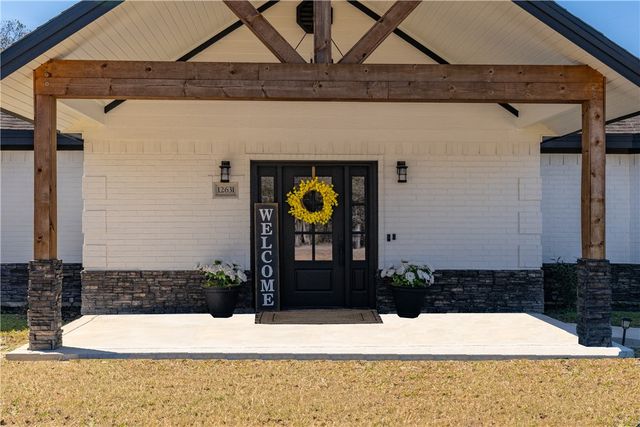 12631 Leopard St, Corpus Christi, TX 78410