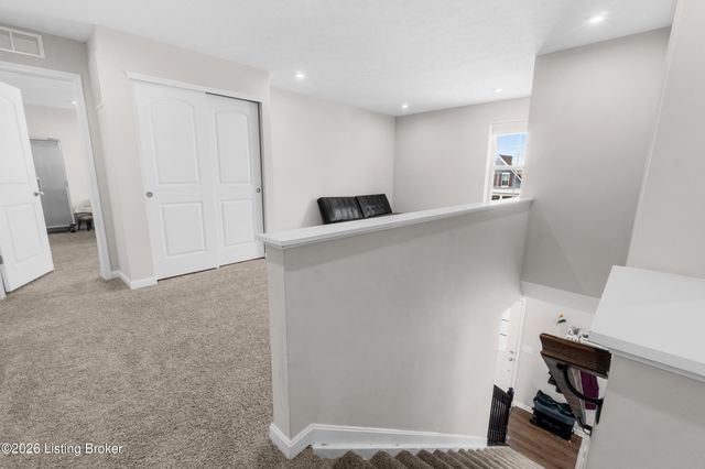 518 Williamsburg Dr, Mt Washington, KY 40047