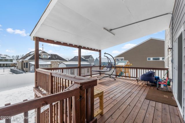 518 Williamsburg Dr, Mt Washington, KY 40047