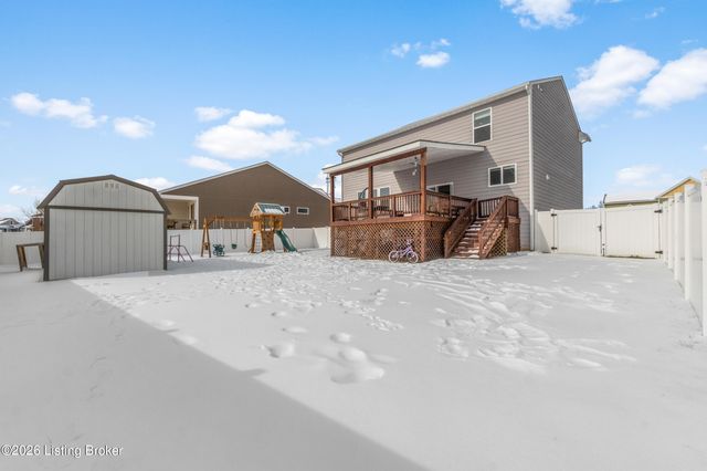 518 Williamsburg Dr, Mt Washington, KY 40047