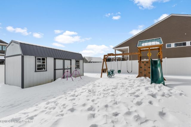 518 Williamsburg Dr, Mt Washington, KY 40047