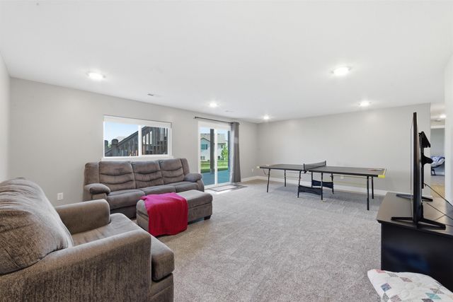 3123 E Reiss Ct, Park City, KS 67219