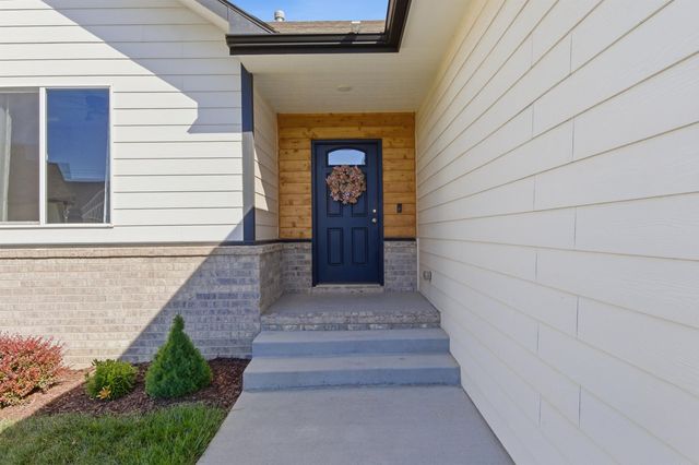 3123 E Reiss Ct, Park City, KS 67219