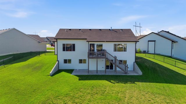 3123 E Reiss Ct, Park City, KS 67219