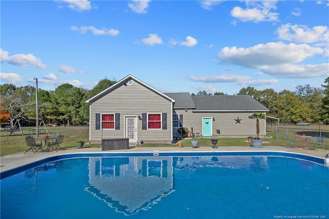 2007 Yarborough Road, Saint Pauls, NC 28384