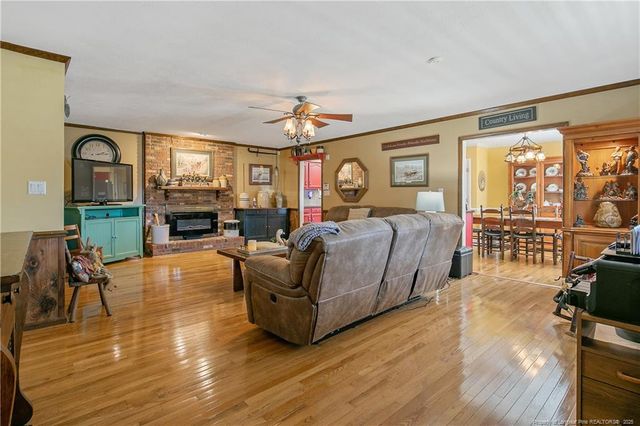 2007 Yarborough Road, Saint Pauls, NC 28384