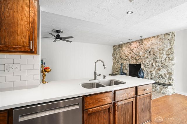 935 Heathshire Drive, Dayton, OH 45459