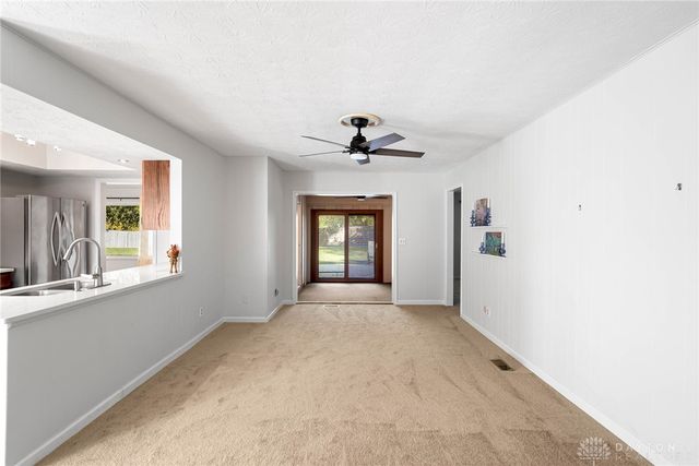 935 Heathshire Drive, Dayton, OH 45459