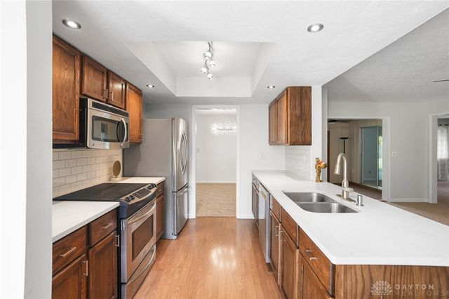 935 Heathshire Drive, Dayton, OH 45459