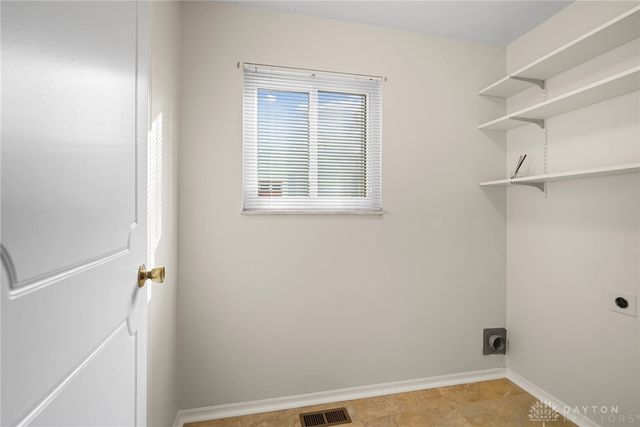 935 Heathshire Drive, Dayton, OH 45459