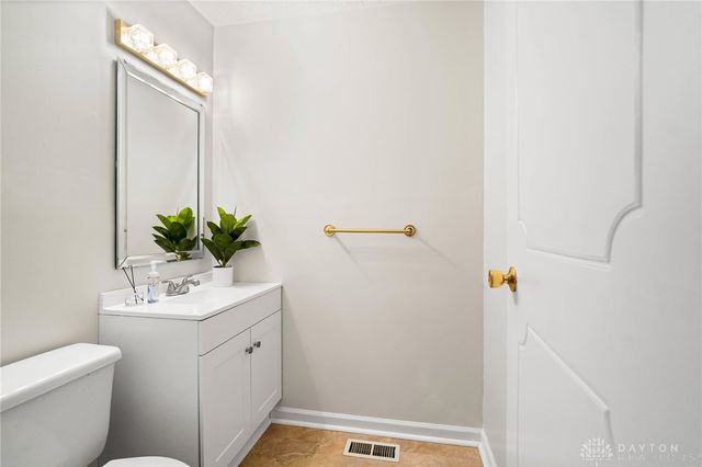 935 Heathshire Drive, Dayton, OH 45459