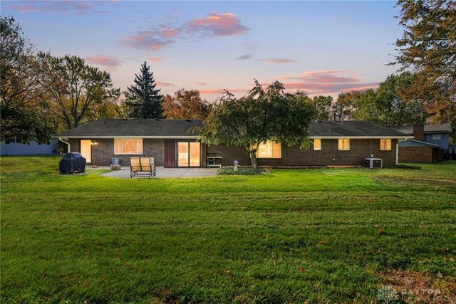 935 Heathshire Drive, Dayton, OH 45459