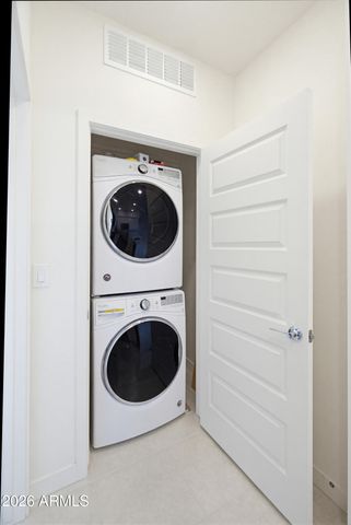 2748 S CAVALIER Drive 103, Gilbert, AZ 85295