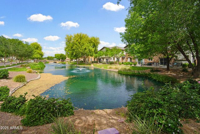 2748 S CAVALIER Drive 103, Gilbert, AZ 85295