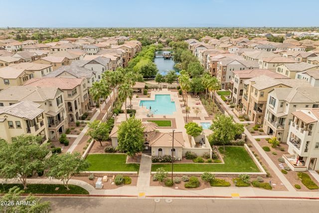 2748 S CAVALIER Drive 103, Gilbert, AZ 85295