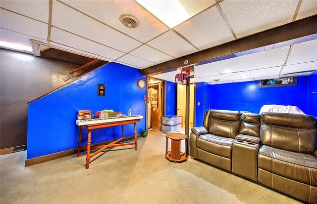 233 California Avenue, Providence, RI 02905