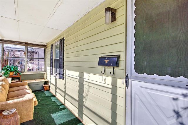 233 California Avenue, Providence, RI 02905