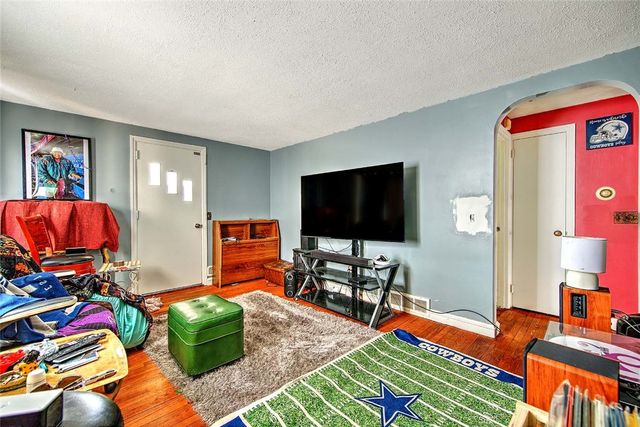 233 California Avenue, Providence, RI 02905