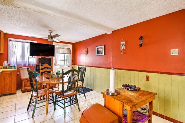 233 California Avenue, Providence, RI 02905