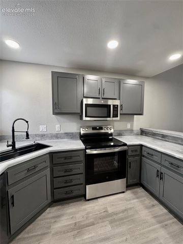 3921 Berkley Court, Colorado Springs, CO 80906