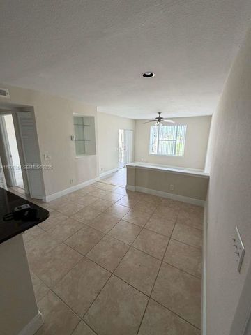 1705 Palm Cove Blvd 1-206, Delray Beach, FL 33445