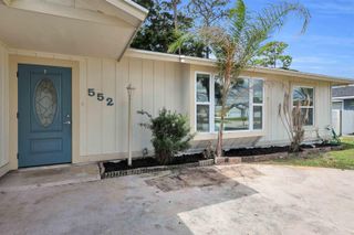 552 SW Eyerly Avenue, Port St. Lucie, FL 34983