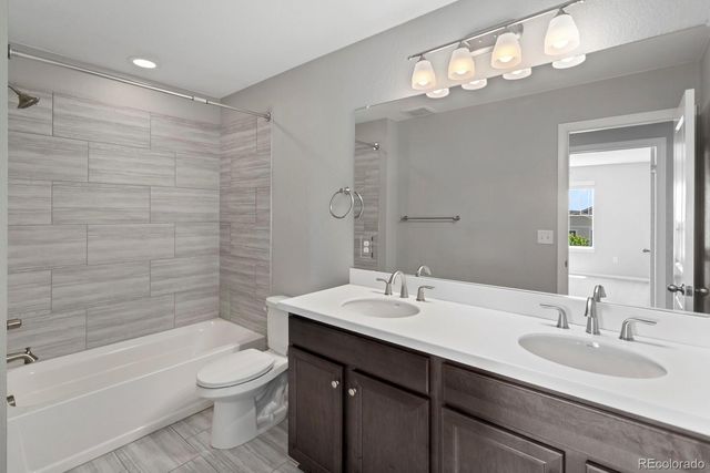 27209 E Cedar Avenue, Aurora, CO 80018