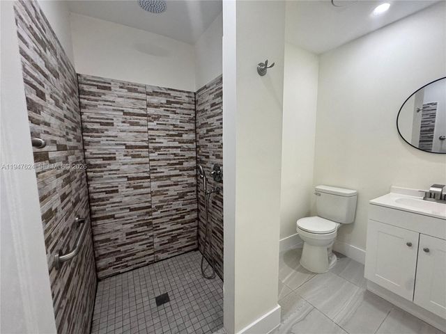 10521 NW 35th Ct, Miami, FL 33147