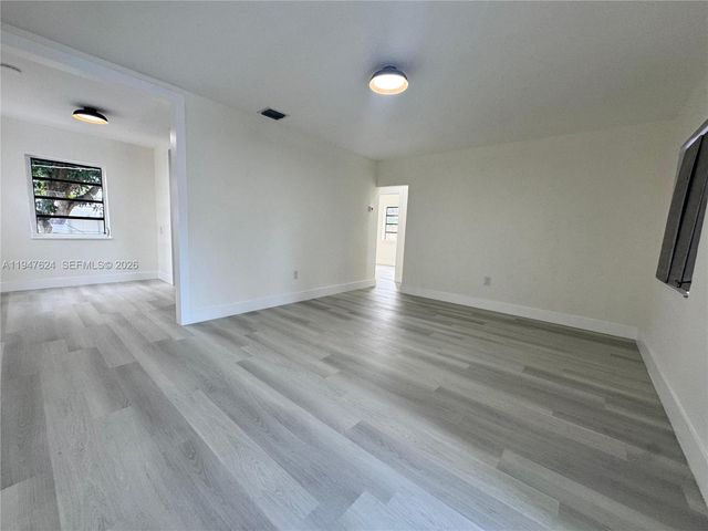 10521 NW 35th Ct, Miami, FL 33147