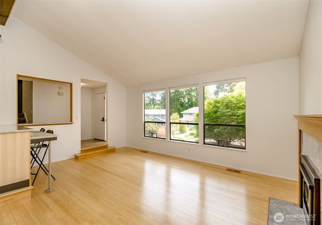 14333 93rd Avenue NE, Kirkland, WA 98034