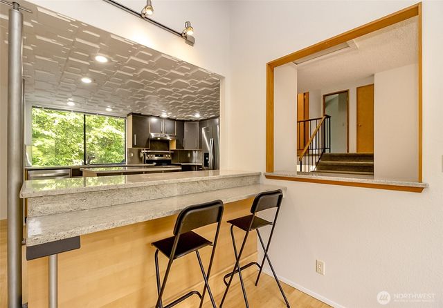14333 93rd Avenue NE, Kirkland, WA 98034