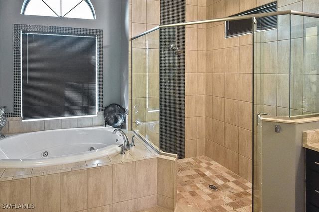 23124 Sanabria LOOP, Bonita Springs, FL 34135