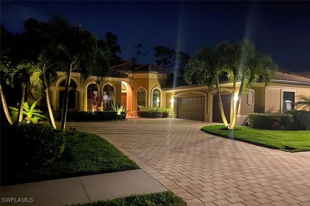 23124 Sanabria LOOP, Bonita Springs, FL 34135
