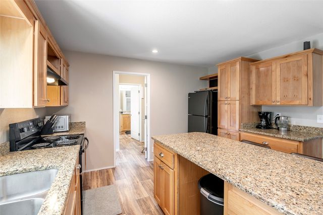 171 NE Hilltop Place, Tahuya, WA 98588