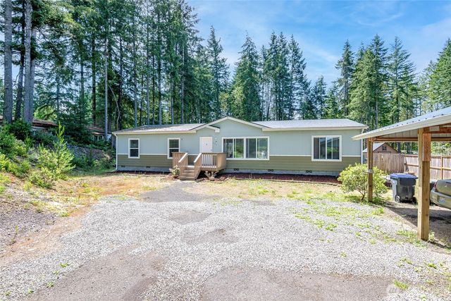 171 NE Hilltop Place, Tahuya, WA 98588