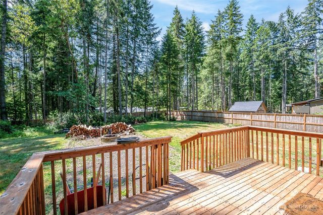 171 NE Hilltop Place, Tahuya, WA 98588