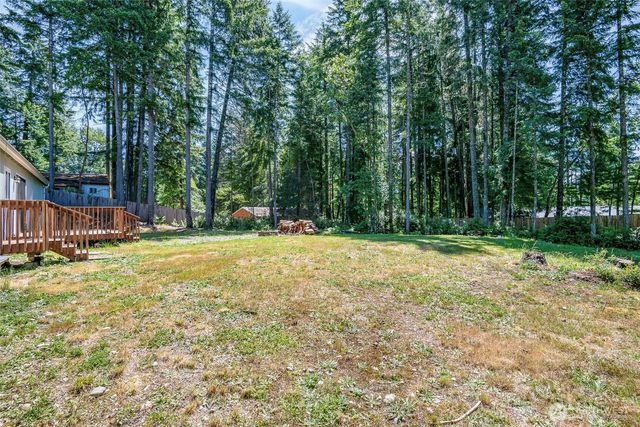 171 NE Hilltop Place, Tahuya, WA 98588