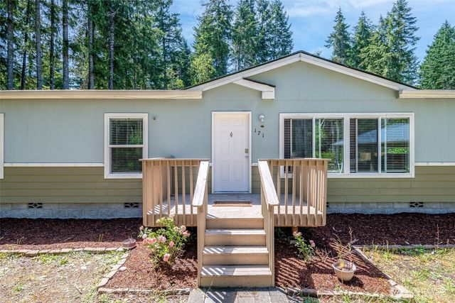 171 NE Hilltop Place, Tahuya, WA 98588