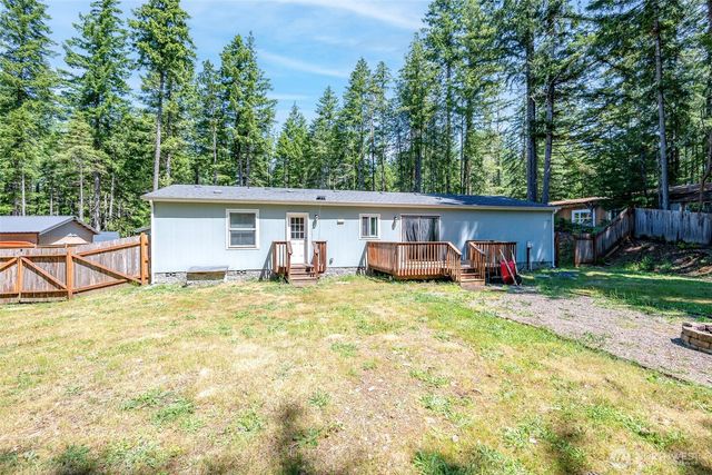 171 NE Hilltop Place, Tahuya, WA 98588
