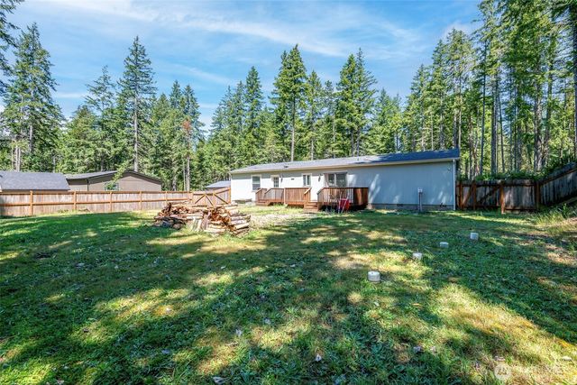 171 NE Hilltop Place, Tahuya, WA 98588
