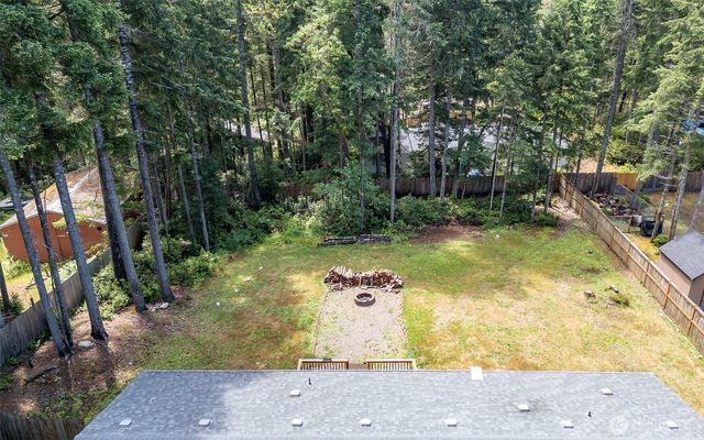 171 NE Hilltop Place, Tahuya, WA 98588