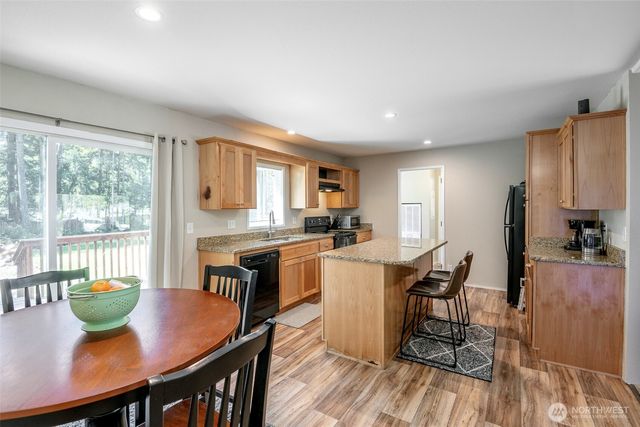 171 NE Hilltop Place, Tahuya, WA 98588