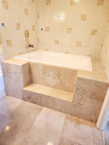 230 174th St 819, Sunny Isles Beach, FL 33160