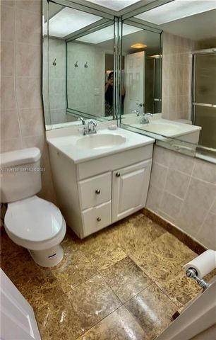 230 174th St 819, Sunny Isles Beach, FL 33160