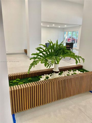 230 174th St 819, Sunny Isles Beach, FL 33160