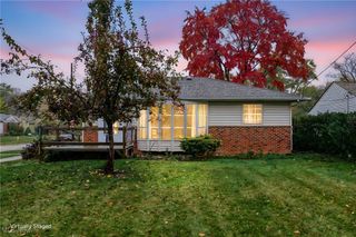 12614 W Pleasant Valley Road, Parma, OH 44130